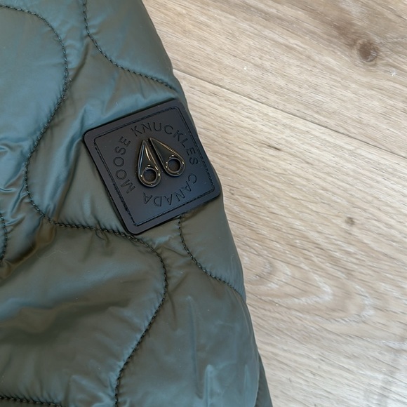 Moose Knuckles
Webster Jacket women size large - Picture 11 of 12